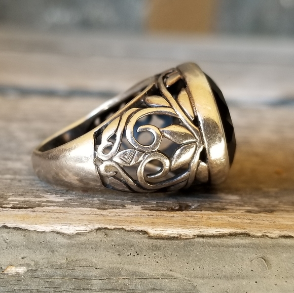 Silpada Sterling Silver & Chalcedony Ring - Picture 12 of 13